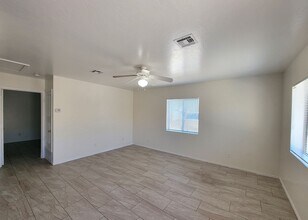 7983 E Escalante Rd in Tucson, AZ - Building Photo - Building Photo