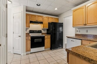 72 Union St in Somersworth, NH - Building Photo - Building Photo