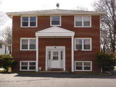 126 7th St NW in North Canton, OH - Building Photo