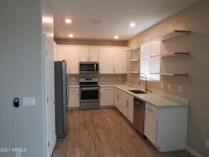 40537 W Helen Ct in Maricopa, AZ - Building Photo - Building Photo