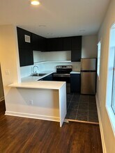 1021 Monroe St-Unit -A in Jackson, MS - Building Photo - Building Photo