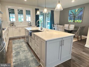 6724 24th Ct N in Arlington, VA - Building Photo - Building Photo