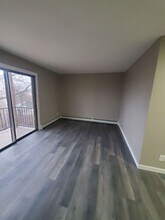 1710 Elder St. (10 Unit) in Waukesha, WI - Building Photo - Interior Photo