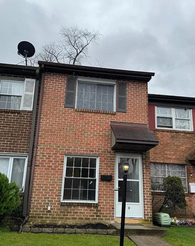 11 Park Vallei Ln Rentals in Brookhaven, PA