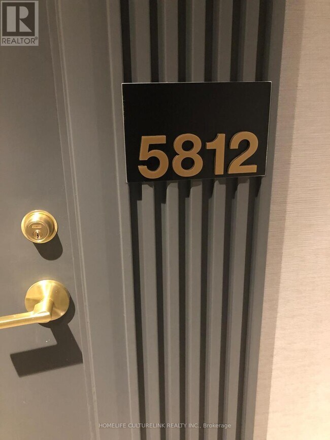 5 Buttermill Ave. in Vaughan, ON - Building Photo - Building Photo