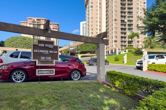 Park at Pearlridge in Aiea, HI - Building Photo - Building Photo