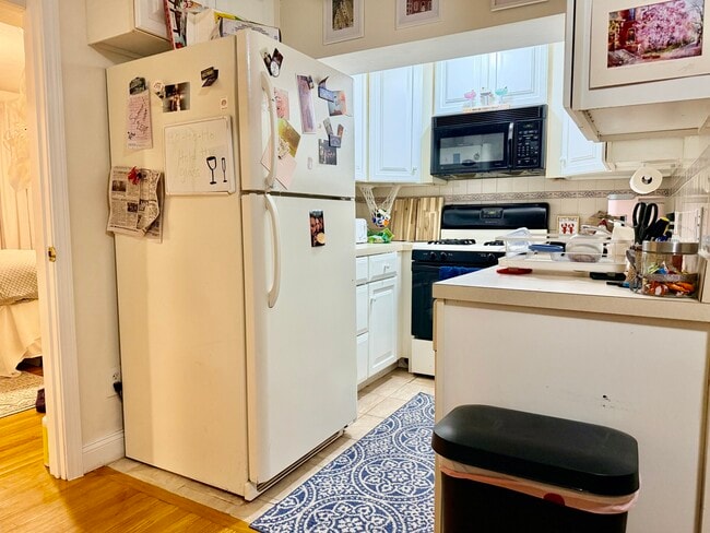 property at 1122 Commonwealth Ave