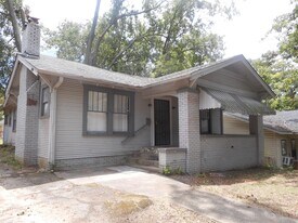 7805 4th Ave S in Birmingham, AL - Building Photo