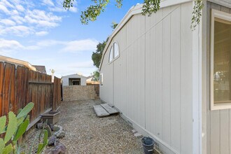 47800 Madison St in Indio, CA - Building Photo - Building Photo