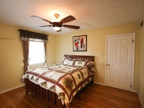 4950 Lemay Ferry Rd in Mehlville, MO - Building Photo - Building Photo