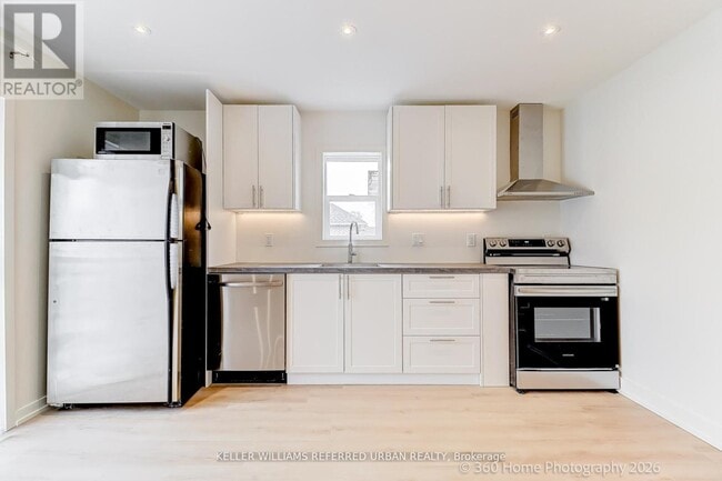 84 Foch Ave in Toronto, ON - Building Photo - Building Photo