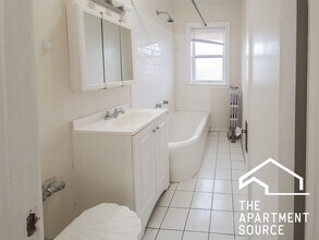 1612 W Sunnyside Ave, Unit 3S in Chicago, IL - Foto de edificio - Building Photo