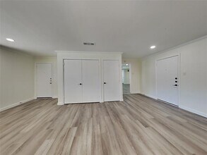 2702 Wallin Dr in Irving, TX - Building Photo - Building Photo