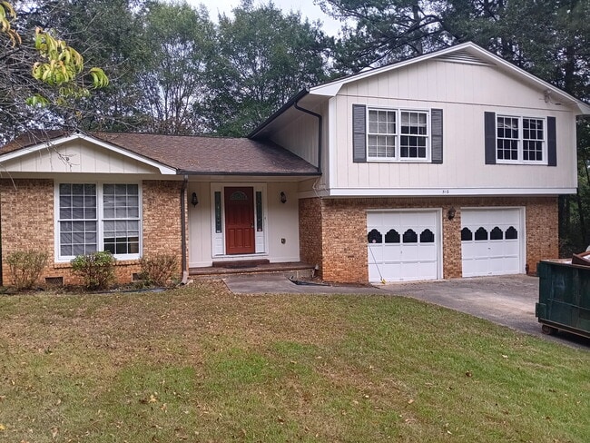 property at 518 Barbashela Cir