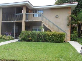 767 NW 104th Ave, Unit 203 in Pembroke Pines, FL - Building Photo