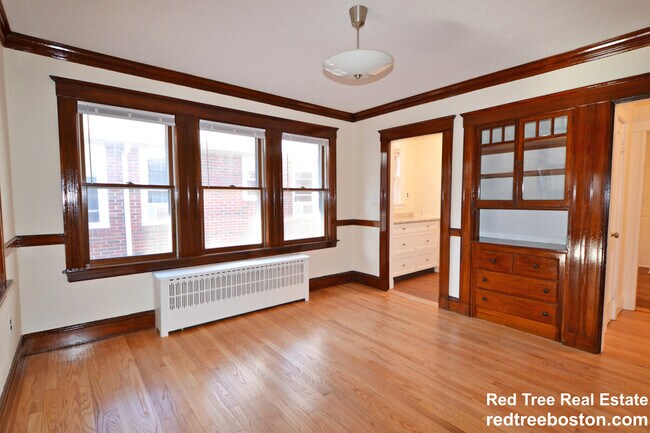 89 Colborne Rd, Unit 89 in Boston, MA - Foto de edificio - Building Photo