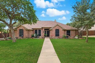 5816 Pin Tail Ct in Fort Worth, TX - Building Photo