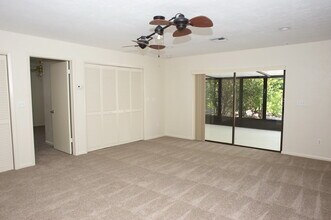 536 109th Ave N in Naples, FL - Building Photo - Building Photo