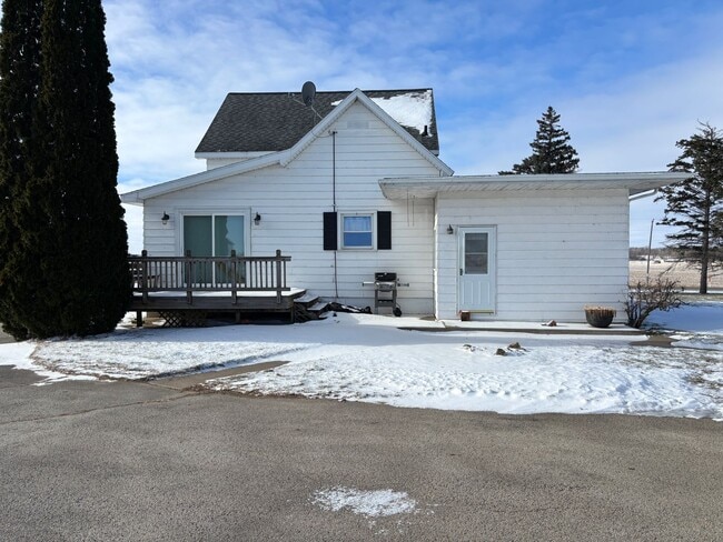 N5358 Herman Rd in Shiocton, WI - Building Photo - Building Photo