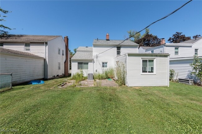 property at 2207 Campus Rd