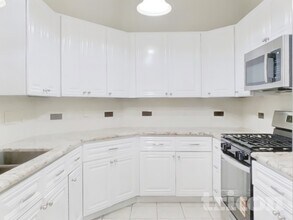 18707 Singing Woods Dr in Humble, TX - Foto de edificio - Building Photo