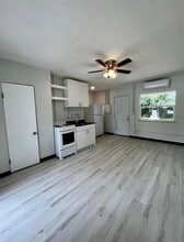 707 Rosery Rd NW in Largo, FL - Building Photo - Building Photo