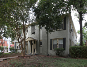 1660 Hawthorne St in Houston, TX - Building Photo - Building Photo