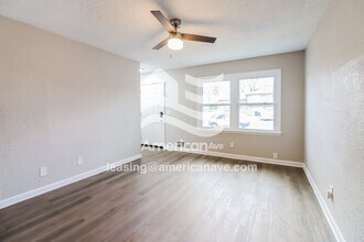 7025 Monroe Ave in Kansas City, MO - Building Photo - Building Photo