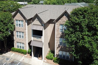 Brookford Place in Winston-Salem, NC - Building Photo - Building Photo