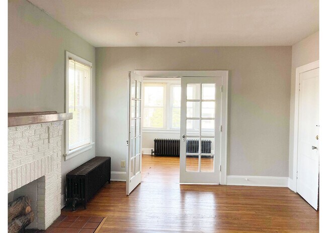 319 Terrace Ave in Cincinnati, OH - Building Photo - Building Photo