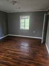 2401 Coronet Pl in Jackson, MS - Foto de edificio - Building Photo