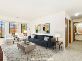 Tanglewood Apartments in Oak Creek, WI - Building Photo