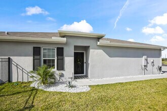 309 Raspberry Rd in Fort Pierce, FL - Building Photo - Building Photo
