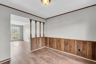 320 11th St N, Unit #2 in Columbus, MS - Foto de edificio - Building Photo