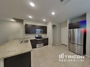 12587 W Gentle Rain Rd in Peoria, AZ - Building Photo - Building Photo