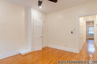4 Mark St in Boston, MA - Building Photo - Building Photo