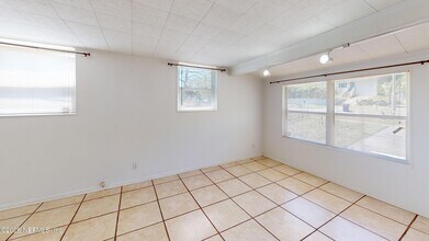 370 Gwinnett Rd in Orange Park, FL - Building Photo - Building Photo