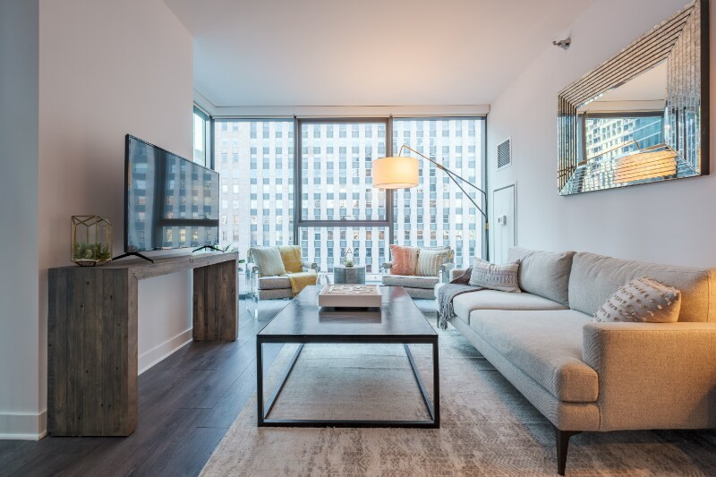 218 W Hubbard St in Chicago, IL - Building Photo