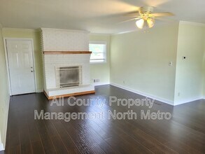 2437 Lower Roswell Rd in Marietta, GA - Building Photo - Building Photo