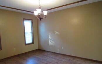 138 Valleyview Dr in Enterprise, AL - Foto de edificio - Building Photo