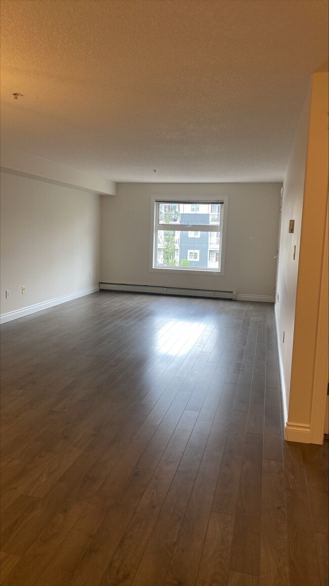 property at Mainstreet Manor 4910 50 St