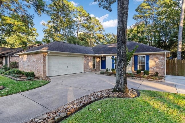 15106 Forest Lodge Dr in Houston, TX - Building Photo - Building Photo