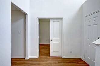 9230 Mission Arbor Ln in Richmond, TX - Building Photo - Building Photo