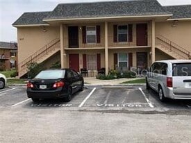 915 W Oak Ridge Rd in Orlando, FL - Building Photo