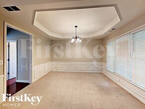 2460 Vistoria Dr in Cumming, GA - Foto de edificio - Building Photo