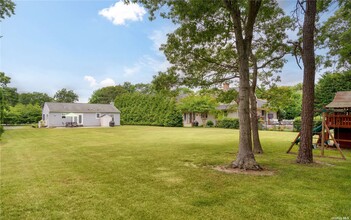 50 Jessup Ave in Quogue, NY - Foto de edificio - Building Photo