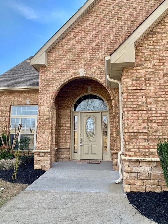 3564 Drake Rd in Adams, TN - Building Photo