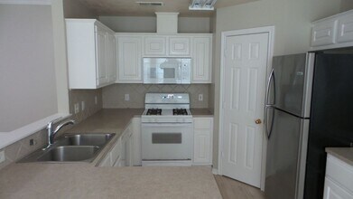 1305 Remington Ct in College Station, TX - Building Photo - Building Photo