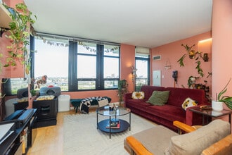 1255 S State St, Unit 1316 in Chicago, IL - Building Photo - Building Photo
