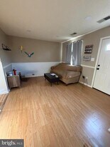 218 Moore Dr in Berryville, VA - Building Photo